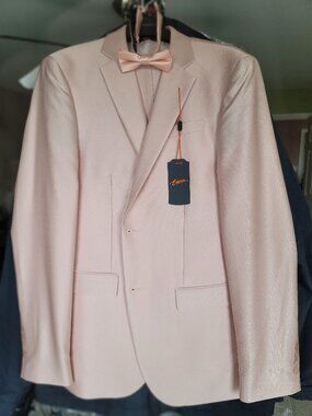 Egara Youth Mens Pink Cream Slim Suit.
